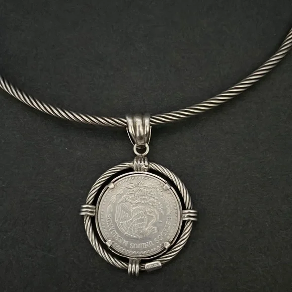 Vintage Mexico 1/4 oz .999 Silver Liberty Coin Pendant Necklace - Picture 11 of 15